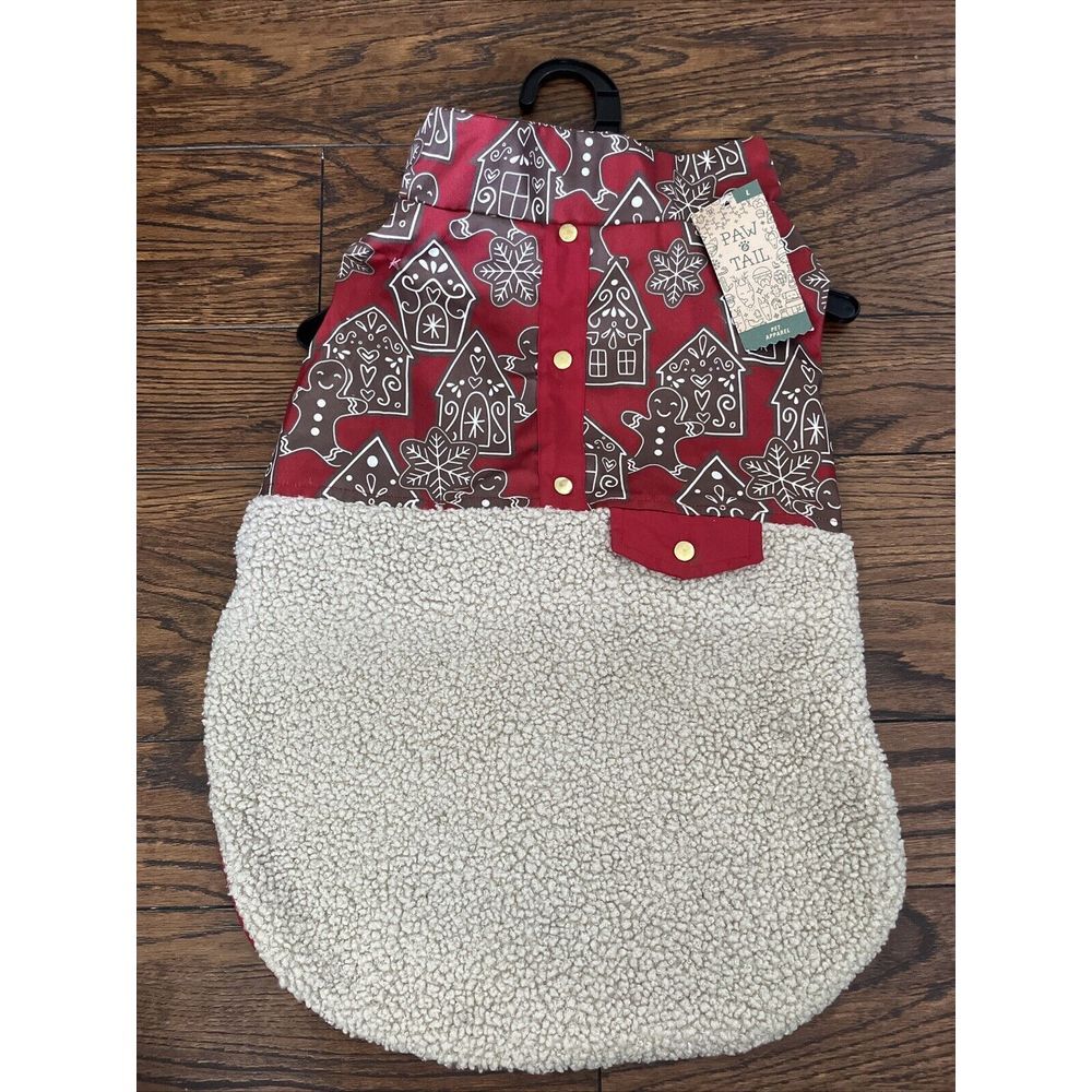 Paw & Tail Red Tan Fuzzy Gingerbread Houses Dog Vest Coat Large‎